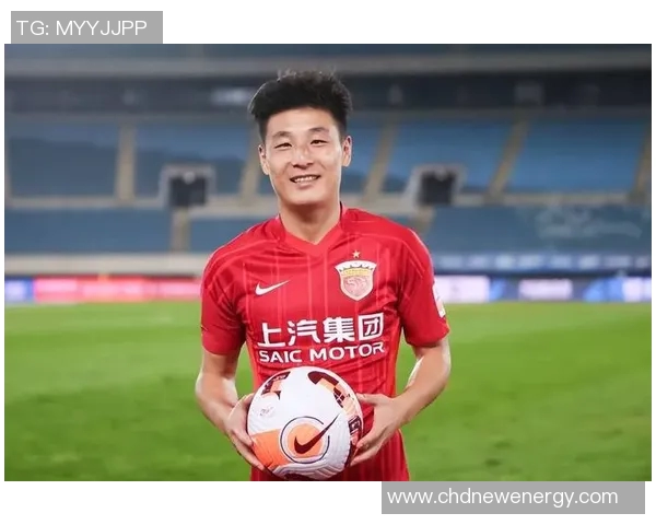 足球明星们曾遭遇的疾病与健康挑战揭秘