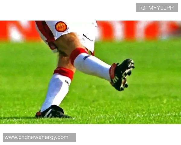 足球明星手速揭秘：他们在场上瞬间反应的秘密与训练方法